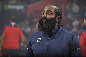 电竞比分-手握球员选项！名记：哈登已重返全明星 他降薪多年值得更大合同