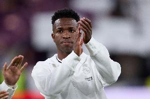 电竞比分-马卡：维尼修斯希望通过赢球取得球迷原谅，正在推进与皇马续约