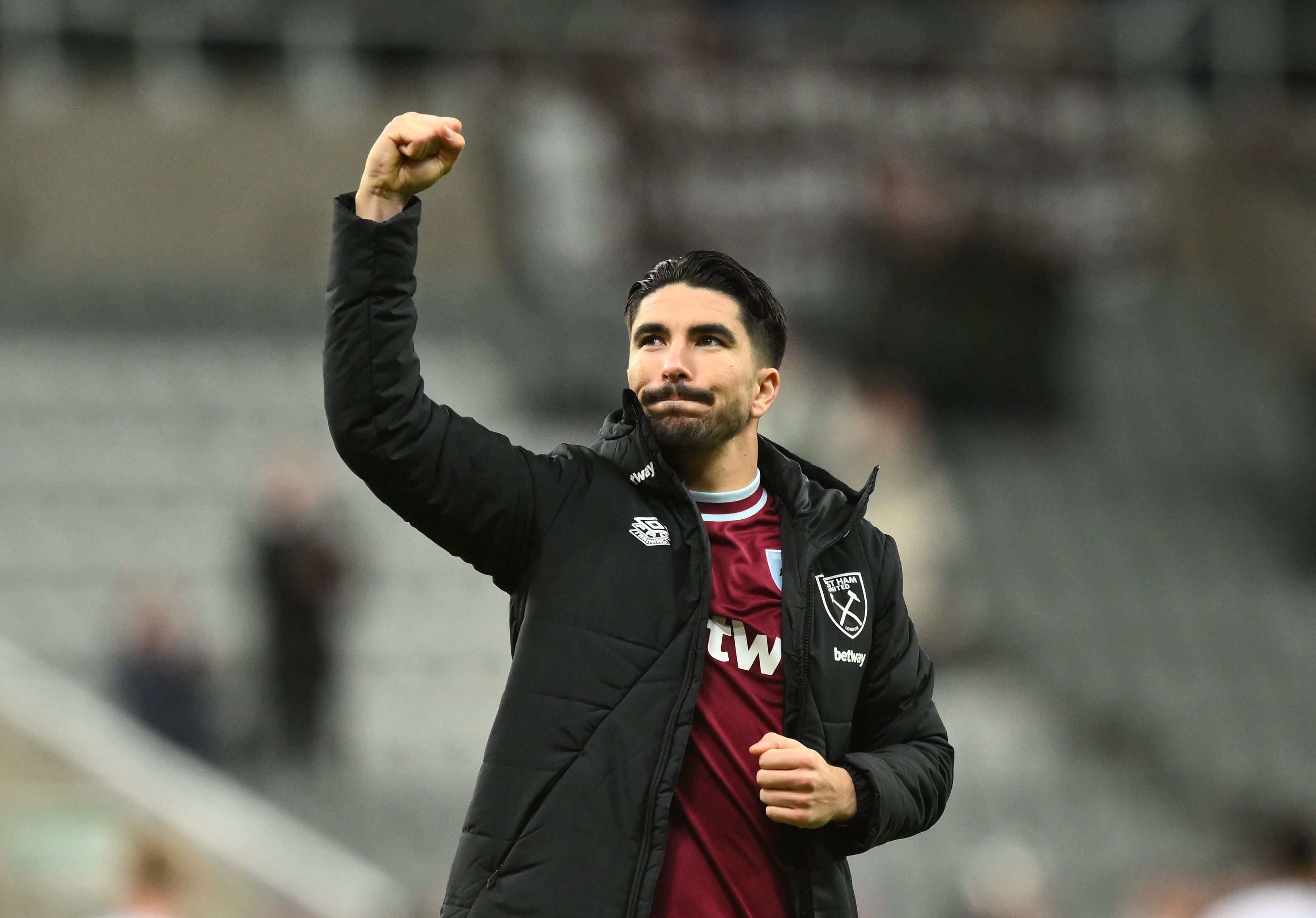 电竞比分-荷媒披露：阿贾克斯推动索莱尔租借加强制买断，正与巴黎展开谈判