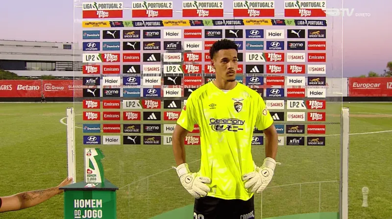 电竞比分-小伙不错！波尔蒂芒人两门将被罚下，中卫客串获全场最佳