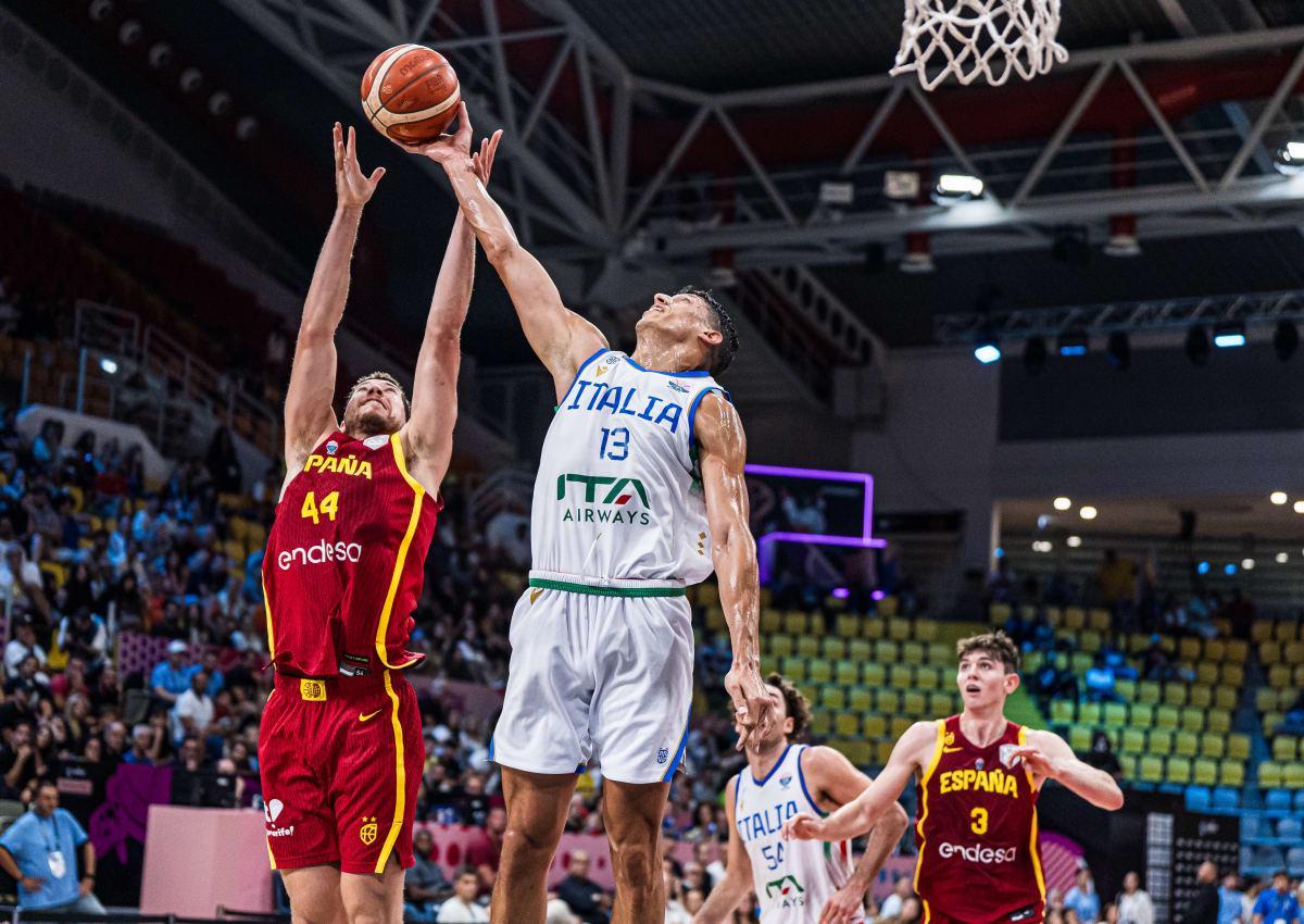 LOL Worlds 赛程-这也太不靠谱了吧？热火锋线新援在欧锦赛的表现真是太不稳定了？